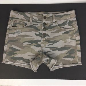 Time & Tru Camouflage High Rise Shorts